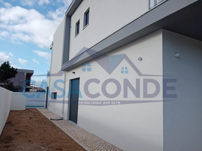 Moradia T4 para Venda em Fernao Ferro Foto 32