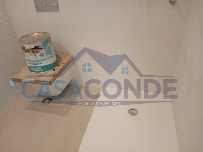 Moradia T4 para Venda em Fernao Ferro Foto 39