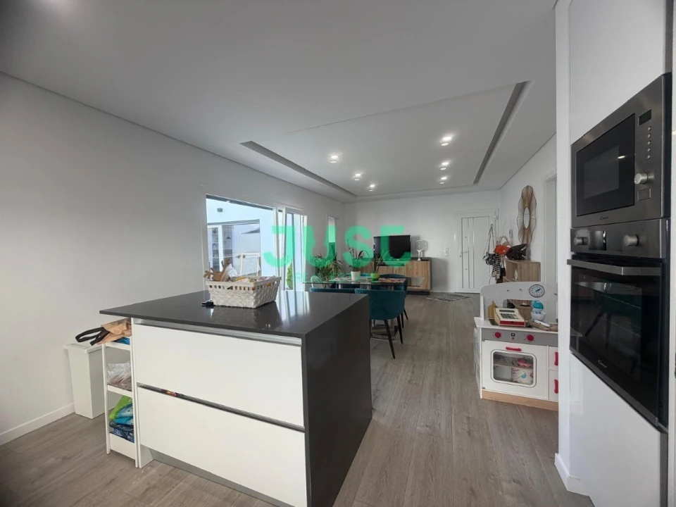 Moradia T3 para Venda em Quinta do Conde Foto 17