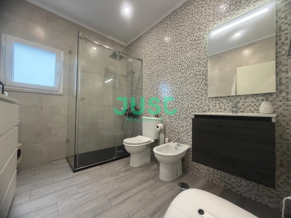 Moradia T3 para Venda em Quinta do Conde Foto 32