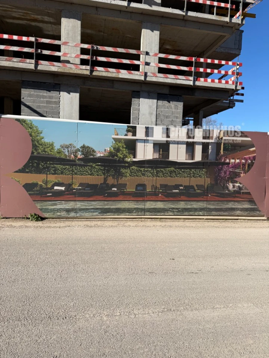 Apartamento T3 para Venda em Benfica Foto 17