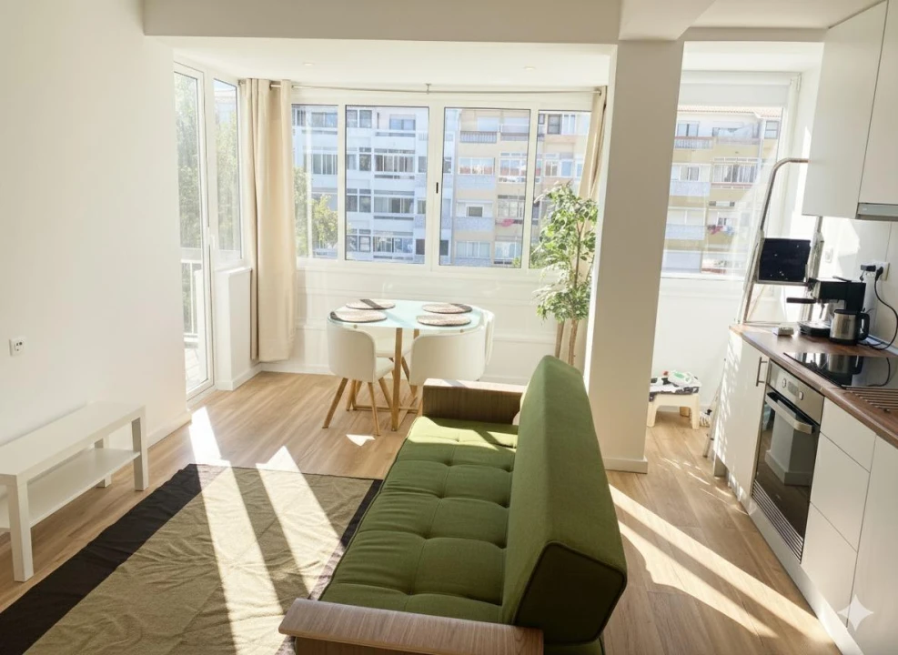 Apartamento T2 para Venda em Alcabideche Foto 1