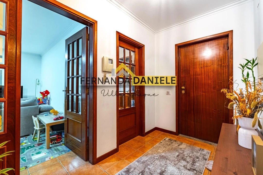Apartamento T2 para Venda em Santa Maria da Feira, Travanca, Sanfins e Espargo Foto 10