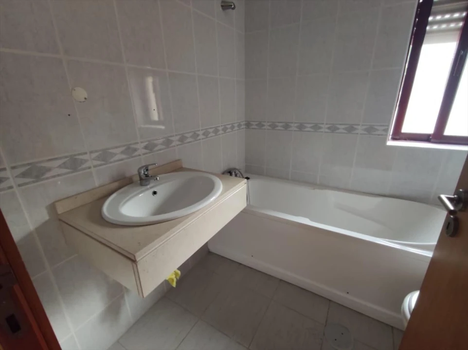 Apartamento T3 para Venda em O. Azeméis, Riba-Ul, Ul, Macinhata Seixa, Madail Foto 20