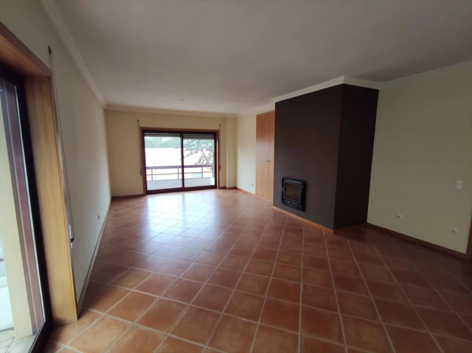 Apartamento T3 para Venda em O. Azeméis, Riba-Ul, Ul, Macinhata Seixa, Madail Foto 3