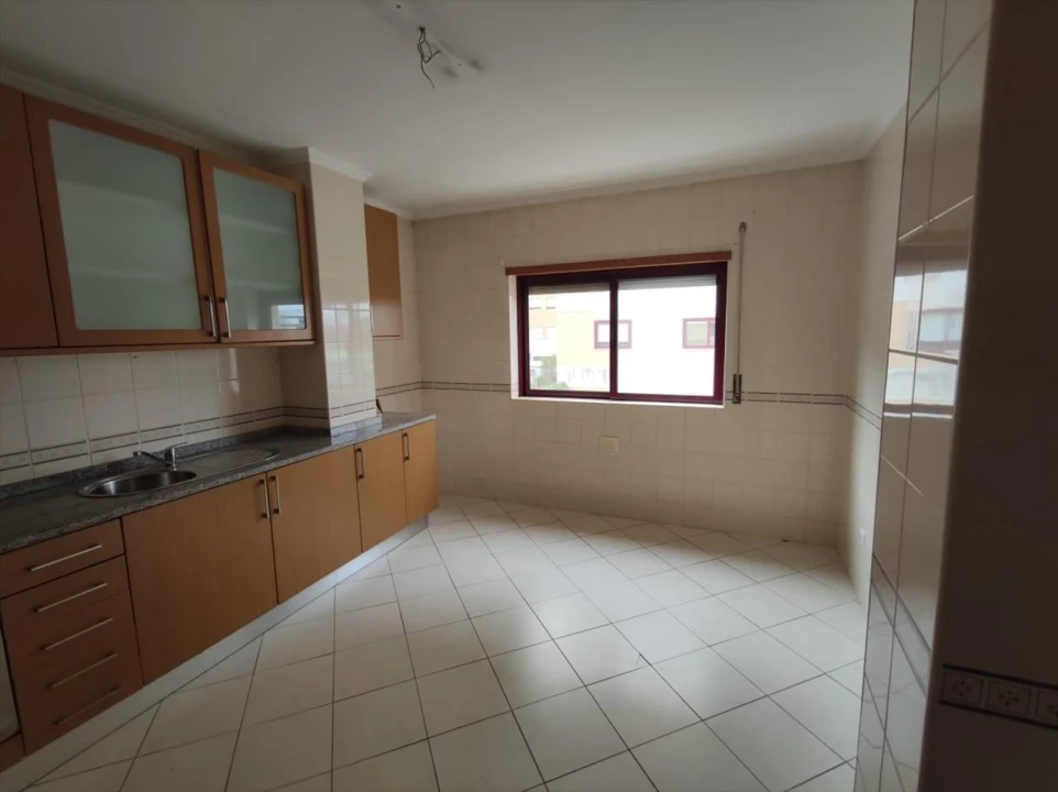 Apartamento T3 para Venda em O. Azeméis, Riba-Ul, Ul, Macinhata Seixa, Madail Foto 7
