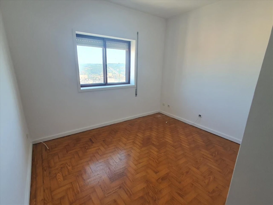 Apartamento T3 para Venda em Vilar de Andorinho Foto 10