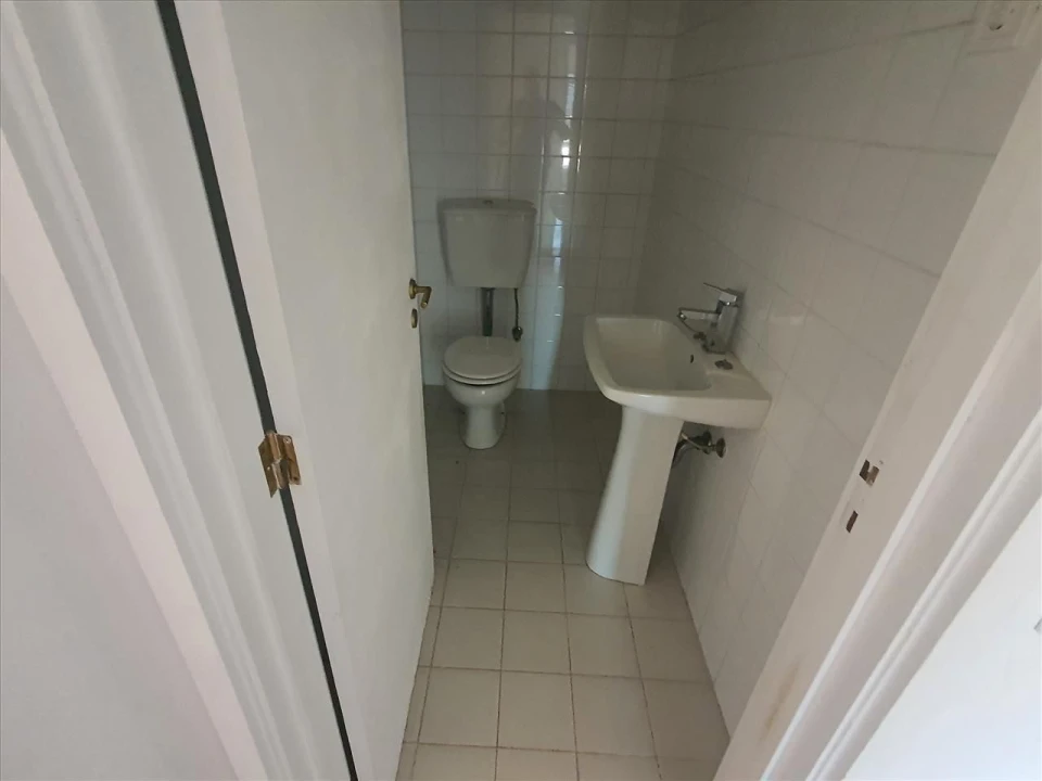 Apartamento T3 para Venda em Vilar de Andorinho Foto 17