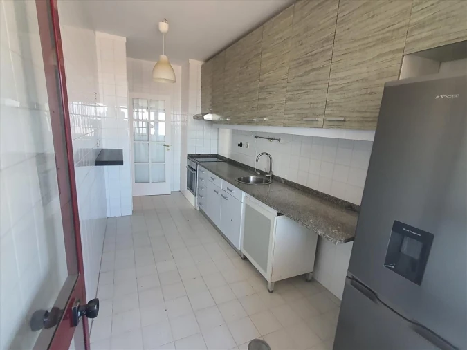 Apartamento T3 para Venda em Vilar de Andorinho Foto 7