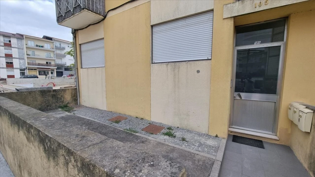 Apartamento T2 para Venda em Ermesinde Foto 2