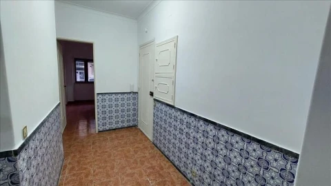Apartamento T2 para Venda em Agualva e Mira-Sintra