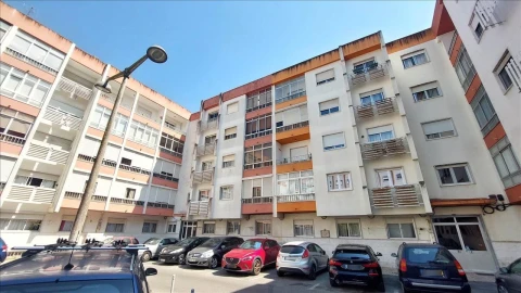 Apartamento T2 para Venda em Queluz e Belas