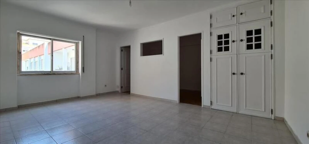 Apartamento T2 para Venda em Queluz e Belas Foto 7