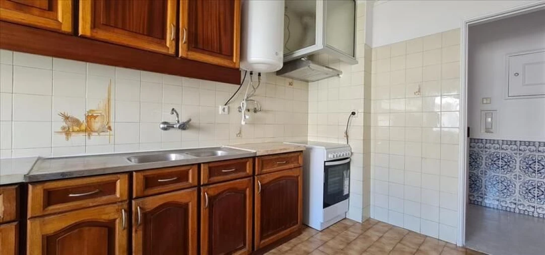 Apartamento T2 para Venda em Queluz e Belas Foto 8