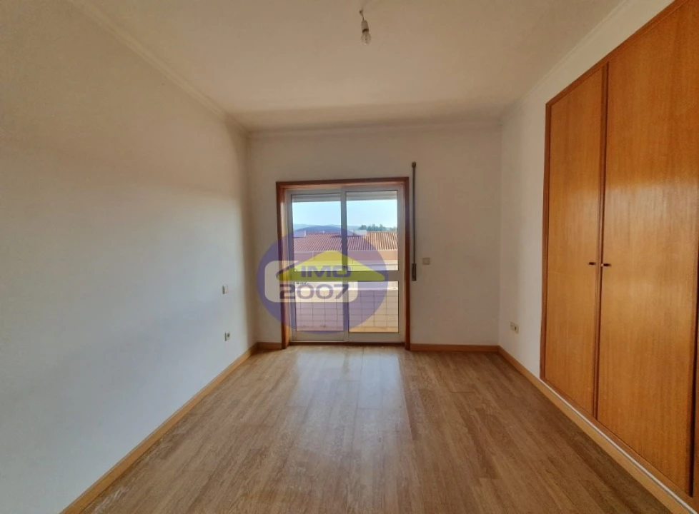 Apartamento T2 para Venda em O. Azeméis, Riba-Ul, Ul, Macinhata Seixa, Madail Foto 8