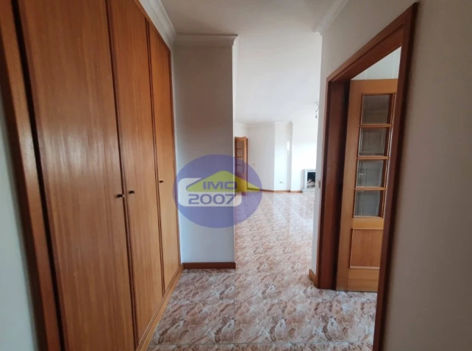 Apartamento T2 para Venda em O. Azeméis, Riba-Ul, Ul, Macinhata Seixa, Madail Foto 4