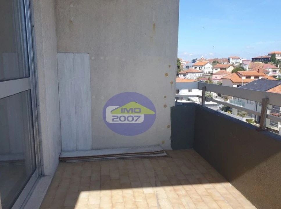 Apartamento T4 para Venda em Santa Marinha e São Pedro da Afurada Foto 9