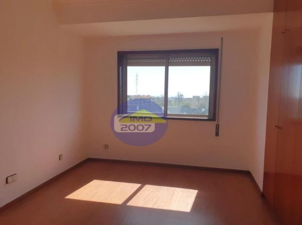 Apartamento T4 para Venda em Santa Marinha e São Pedro da Afurada Foto 19