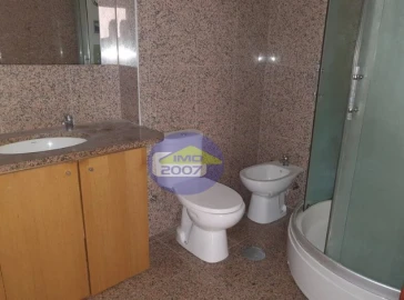 Apartamento T4 para Venda em Santa Marinha e São Pedro da Afurada