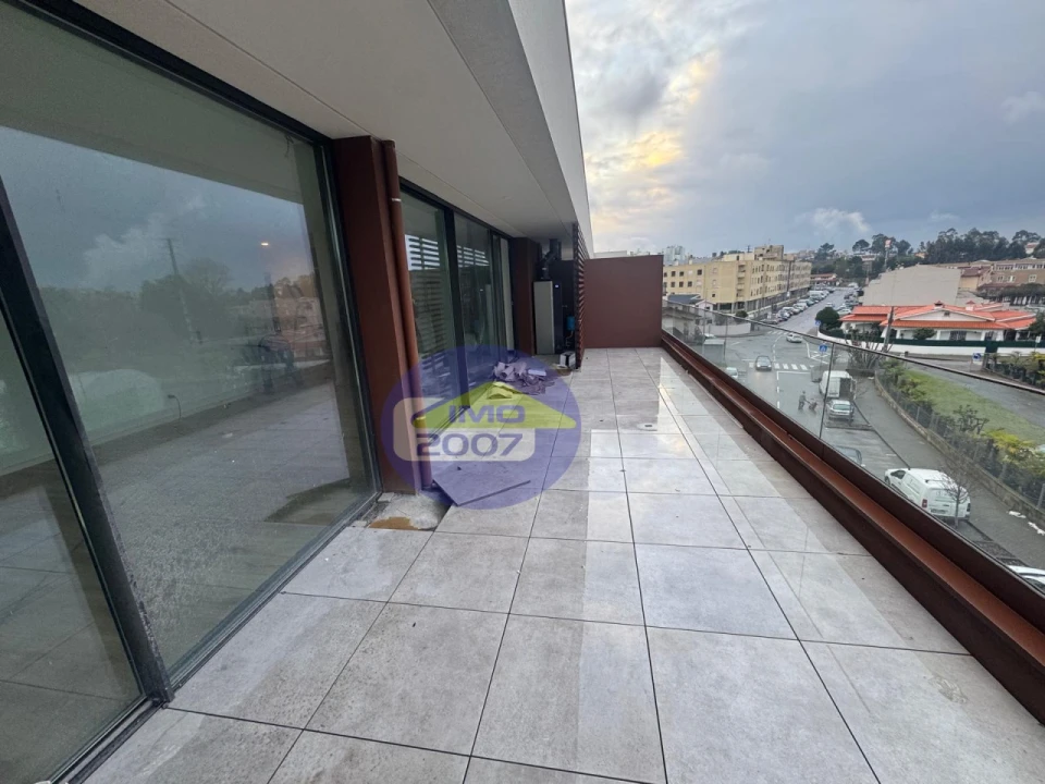 Apartamento T2 para Venda em Santa Maria de Lamas Foto 11