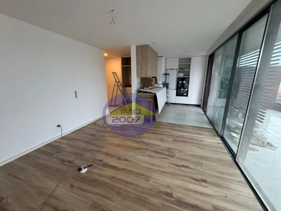 Apartamento T2 para Venda em Santa Maria de Lamas Foto 14
