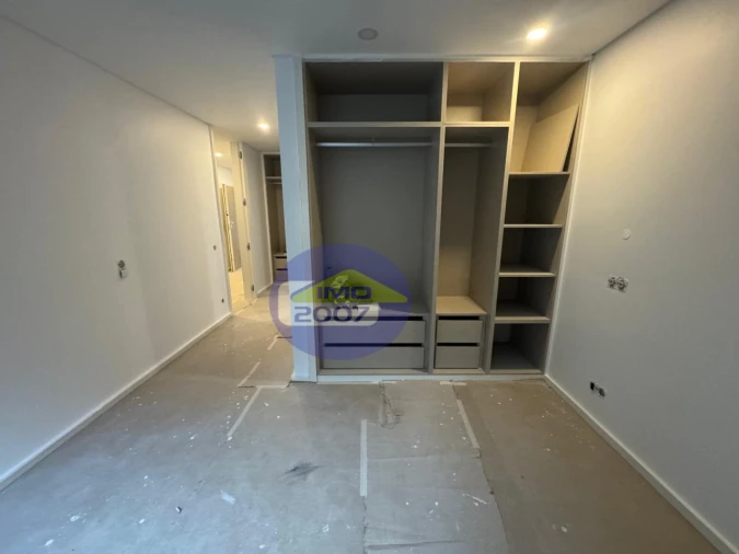 Apartamento T2 para Venda em Santa Maria de Lamas Foto 19