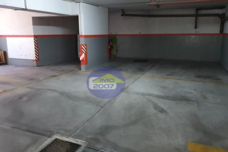 Apartamento T2 para Venda em Canelas Foto 21