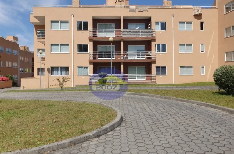 Apartamento T2 para Venda em Canelas Foto 1