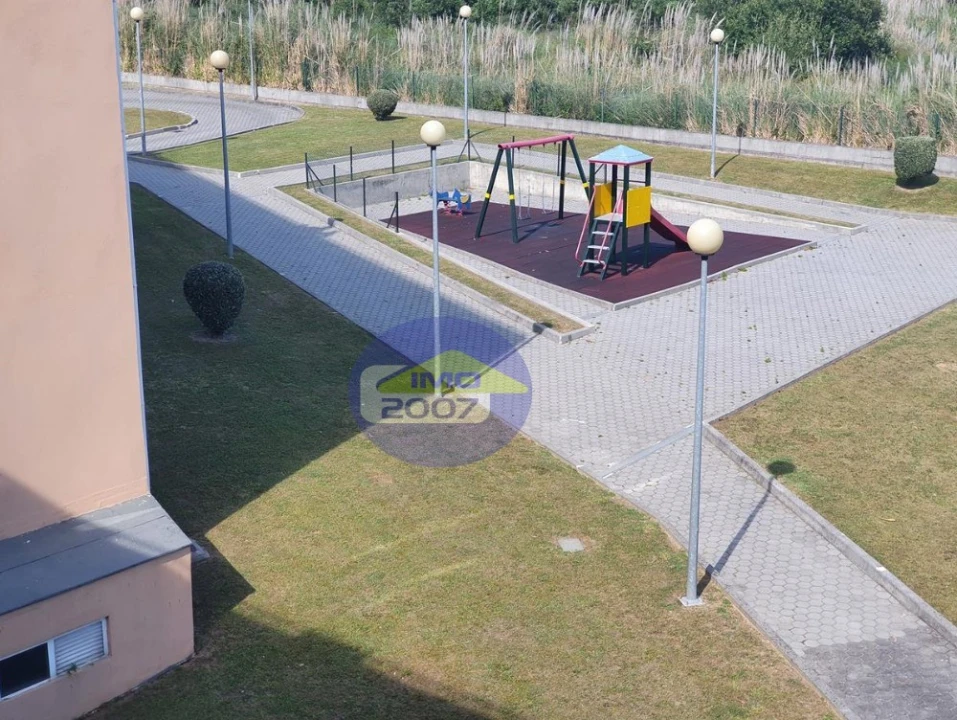 Apartamento T3 para Venda em Canelas Foto 25