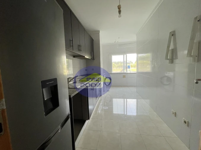 Apartamento T3 para Venda em Canelas Foto 8