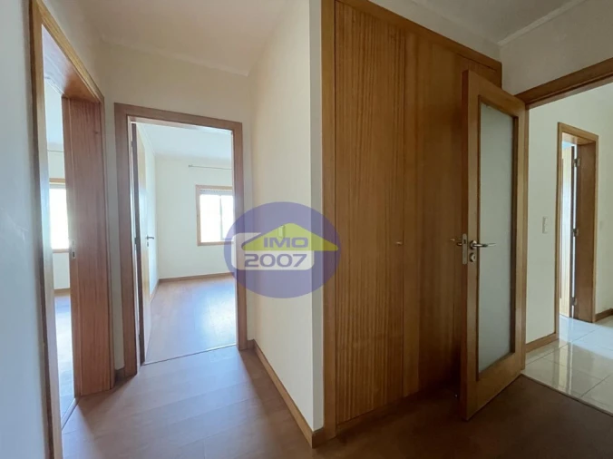 Apartamento T3 para Venda em Canelas Foto 12