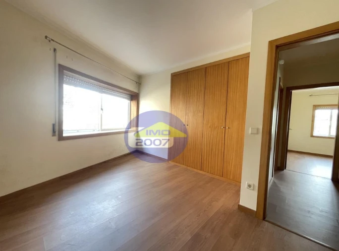 Apartamento T3 para Venda em Canelas Foto 19