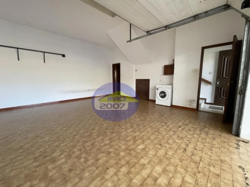 Moradia T3 para Venda em Arcozelo Foto 18