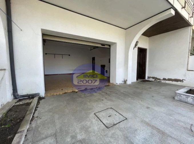 Moradia T3 para Venda em Arcozelo Foto 17