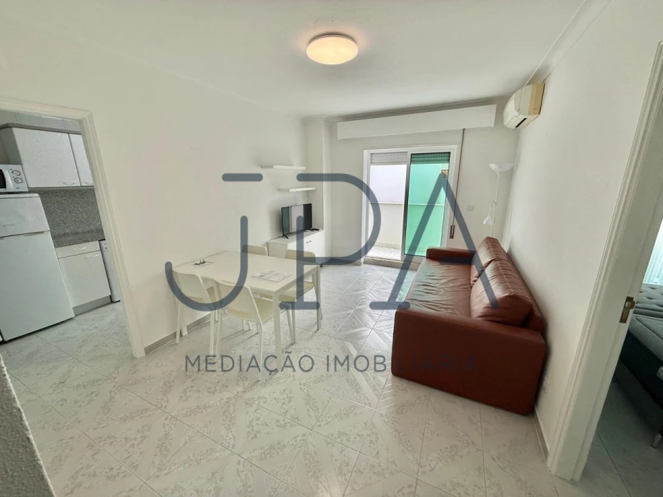 Apartamento T1 para Arrendamento férias em Monte Gordo Foto 3