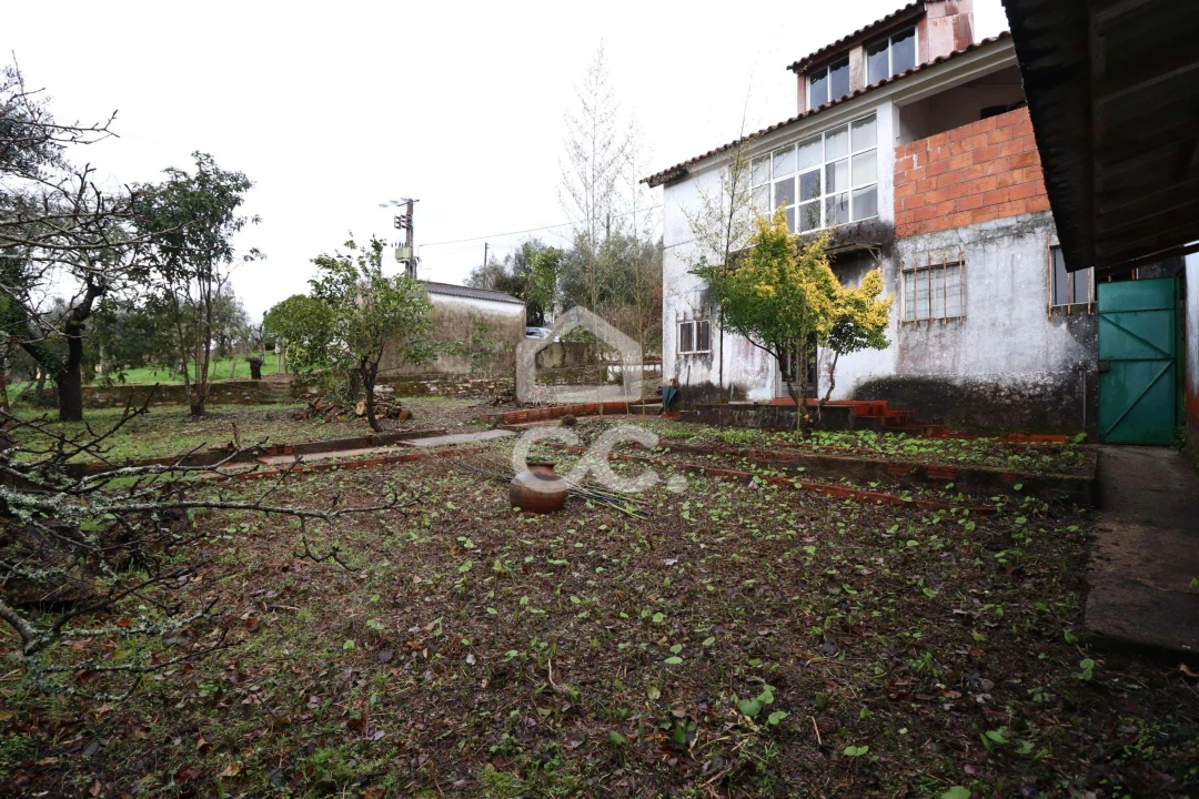 Moradia T4 para Venda em Alvaiázere Foto 2