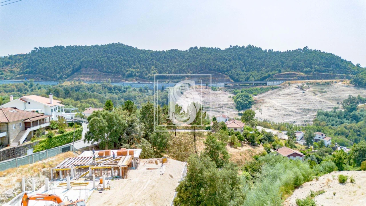 Moradia T3 para Venda em Amarante (São Gonçalo), Madalena, Cepelos e Gatão Foto 10