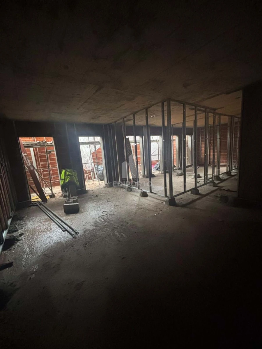 Apartamento T2 para Venda em Campanhã Foto 23
