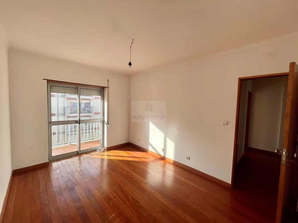 Apartamento T3 para Venda em Samora Correia Foto 19