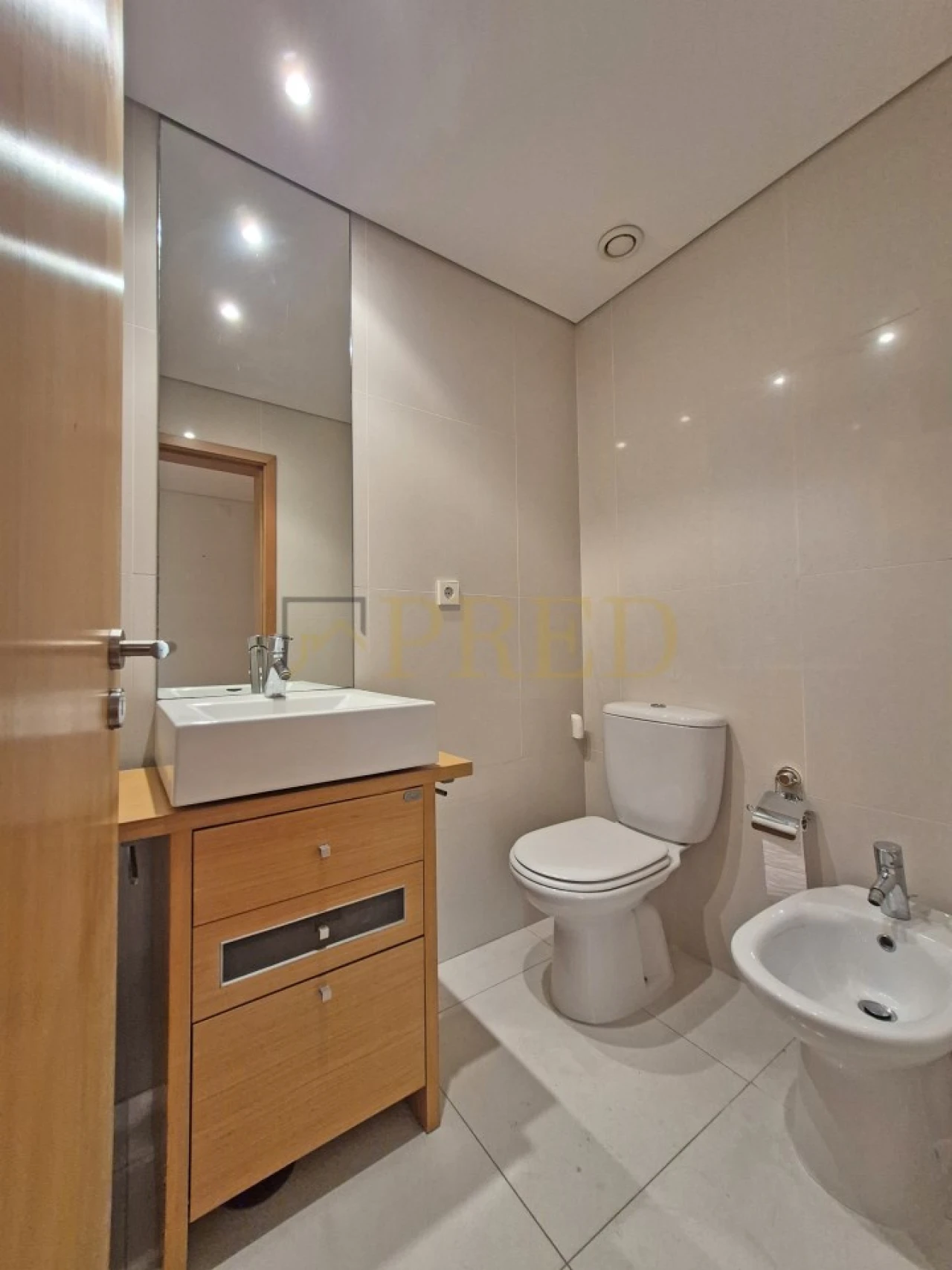 Apartamento T2 para Venda em Santa Marinha e São Pedro da Afurada Foto 17