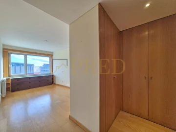 Apartamento T2 para Venda em Santa Marinha e São Pedro da Afurada