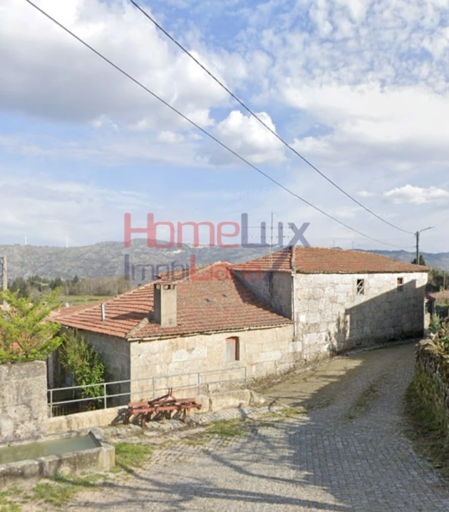 Moradia T7 para Venda em Telões Foto 2