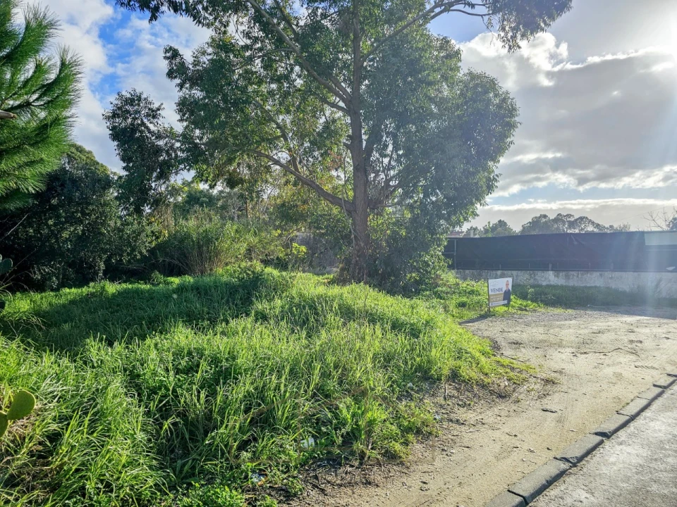 Terreno para Venda em Corroios Foto 2