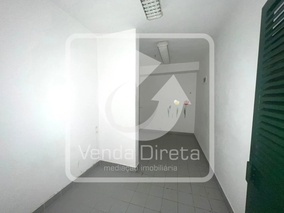 Loja para Venda em Marvila, Ribeira Santarém, São Salvador, São Nicolau Foto 18