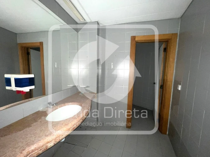 Loja para Venda em Marvila, Ribeira Santarém, São Salvador, São Nicolau Foto 16