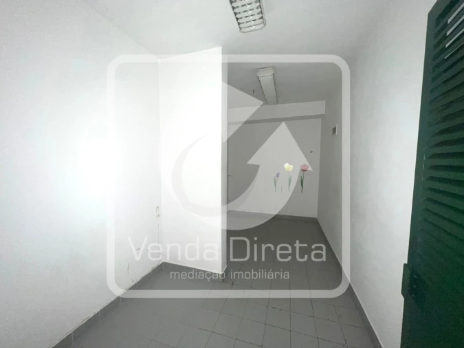 Loja para Venda em Marvila, Ribeira Santarém, São Salvador, São Nicolau Foto 18