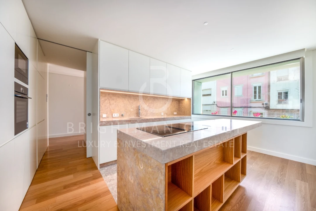 Moradia T4 para Venda em Alcantara Foto 23