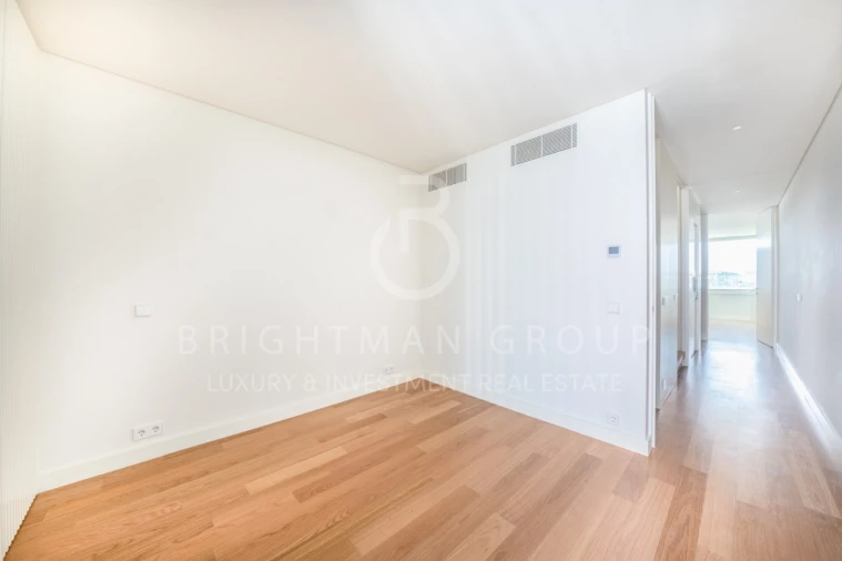 Moradia T4 para Venda em Alcantara Foto 33