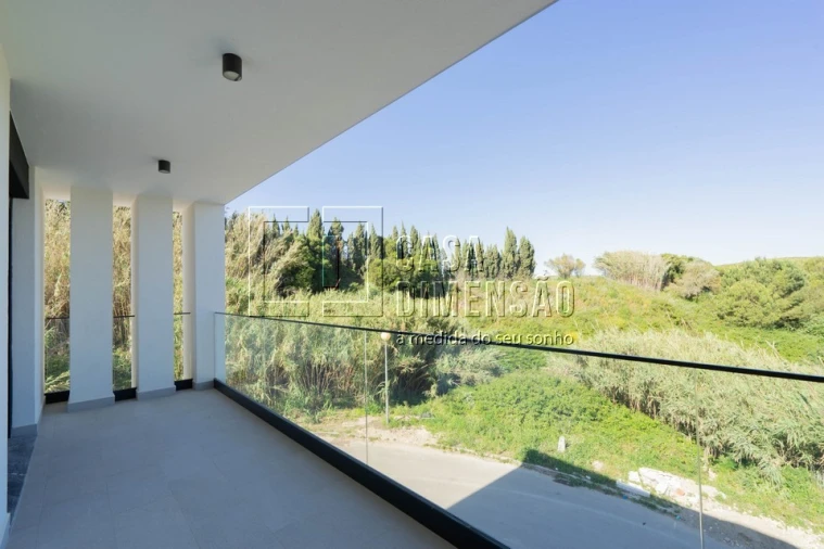 Moradia T3 para Venda em Caparica e Trafaria Foto 44