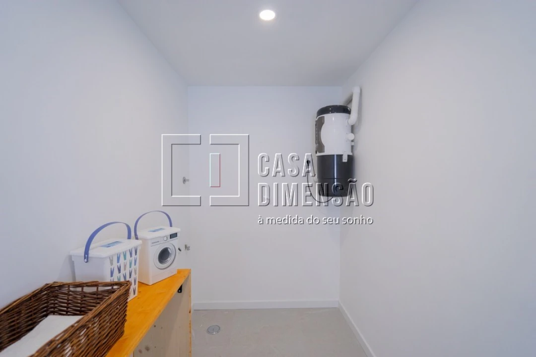 Moradia T4 para Venda em Laranjeiro e Feijó Foto 77